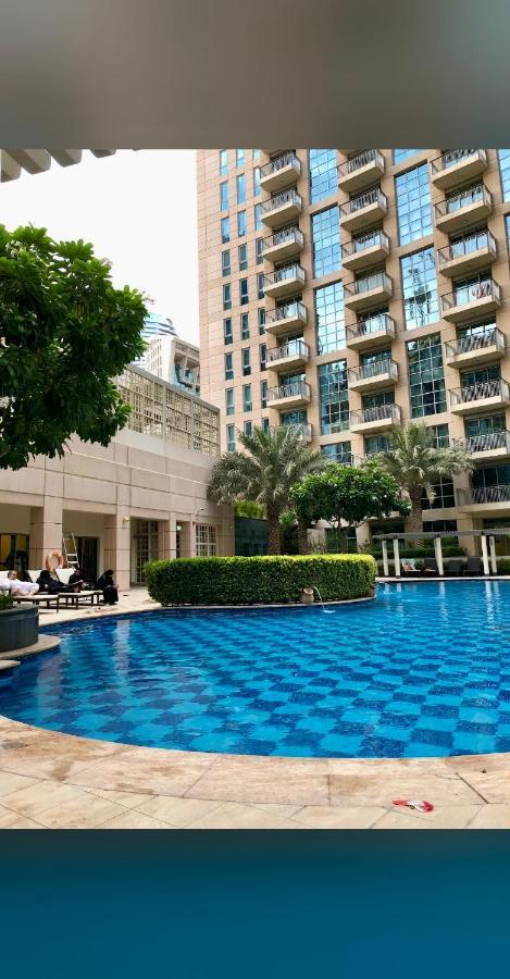 Standpoint Tower Apartment Opposite Burj Khalifa ดูไบ ภายนอก รูปภาพ