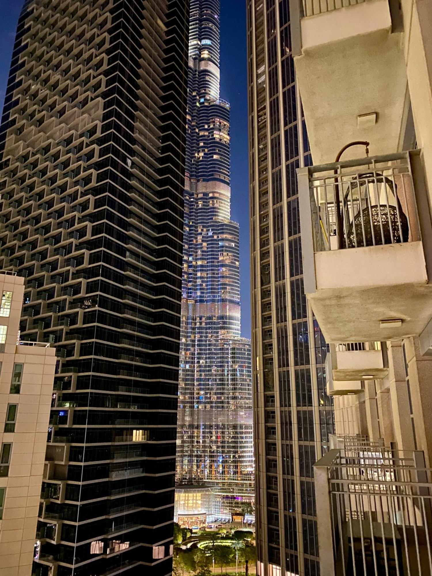 Standpoint Tower Apartment Opposite Burj Khalifa ดูไบ ภายนอก รูปภาพ